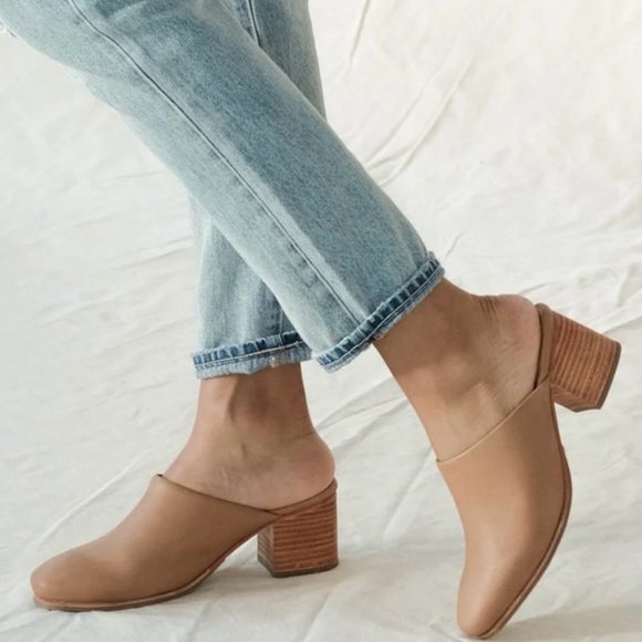 Nisolo - All-Day Heeled Slip On Mule Sz 8 Tan Leather NEW iN BOX - Picture 1 of 11
